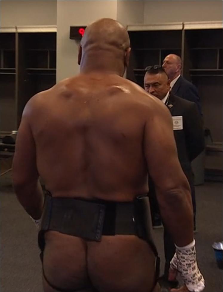 Tyson Cheeks meme template